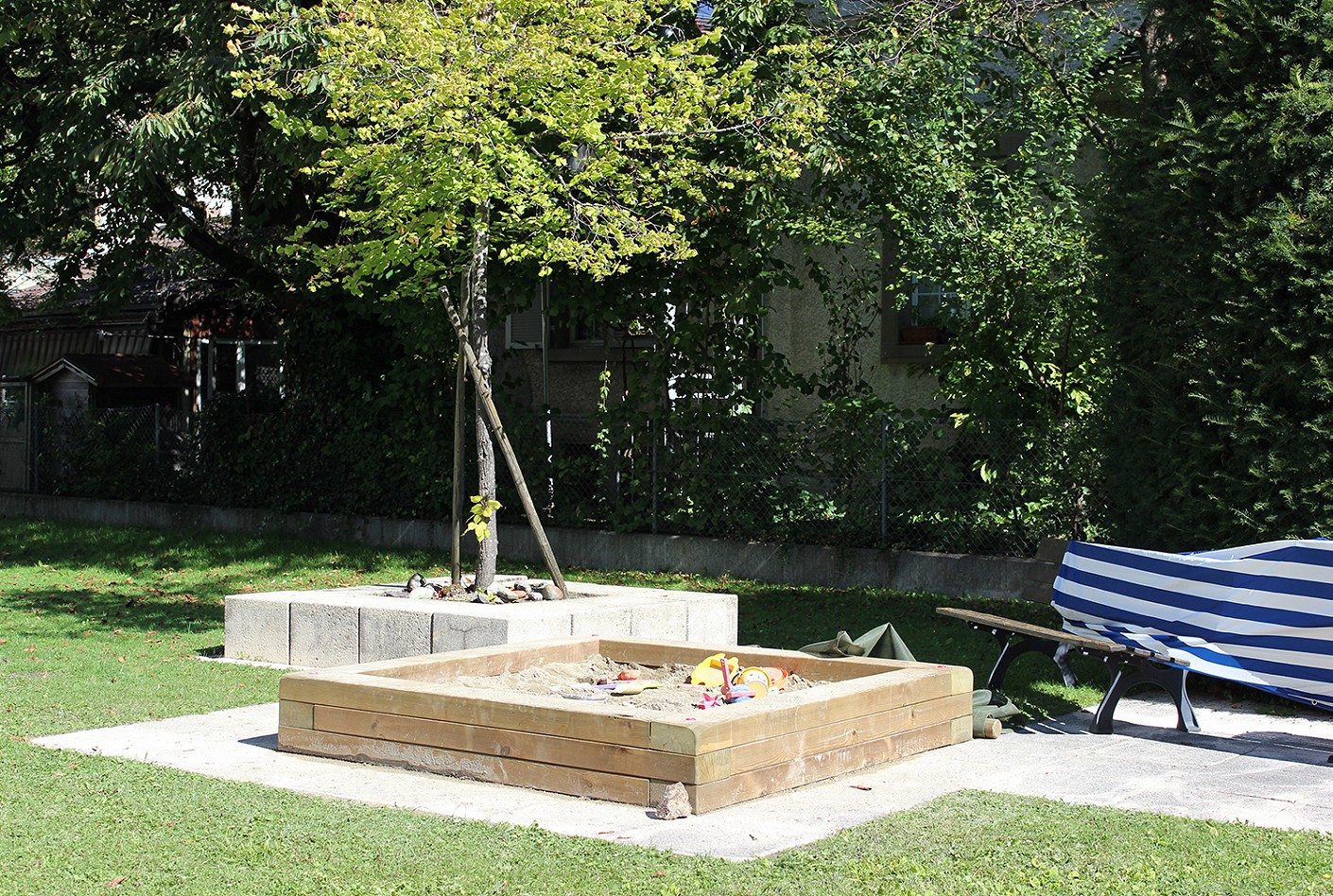 
                                    Kita Kunterbunt Interlaken